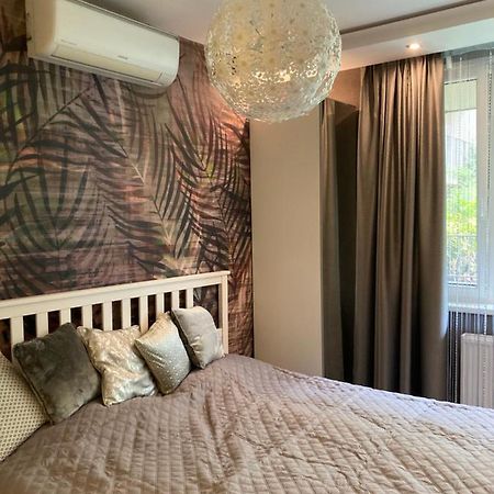 Ferienwohnung Corvin Luxury White Budapest Exterior foto